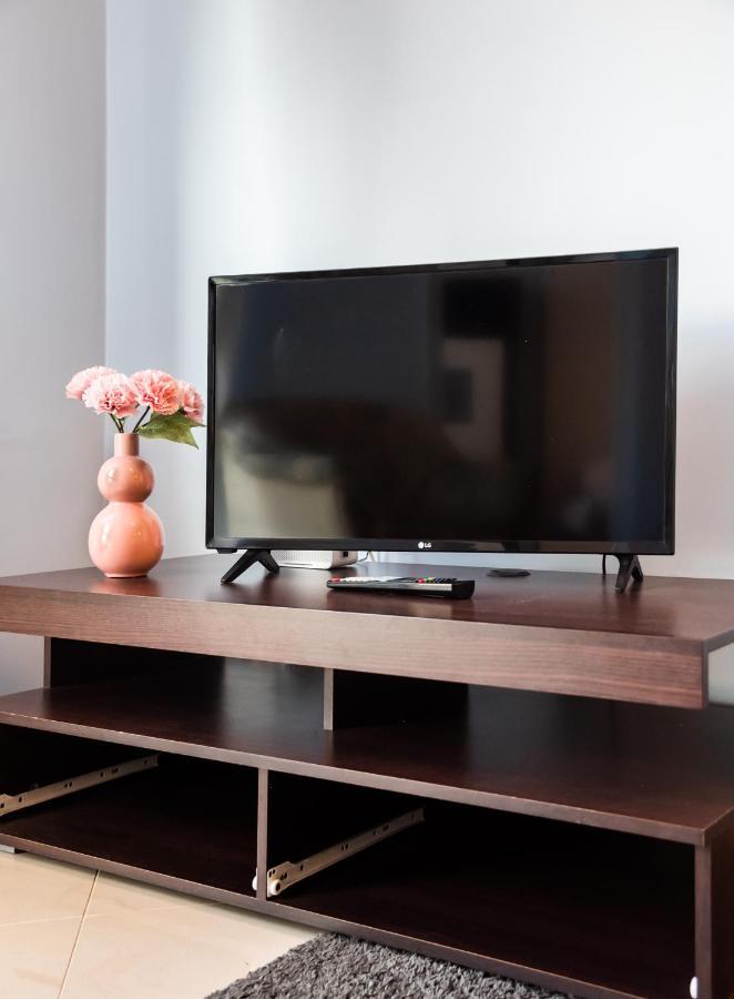Wola Pleasure Place Apartment ワルシャワ エクステリア 写真